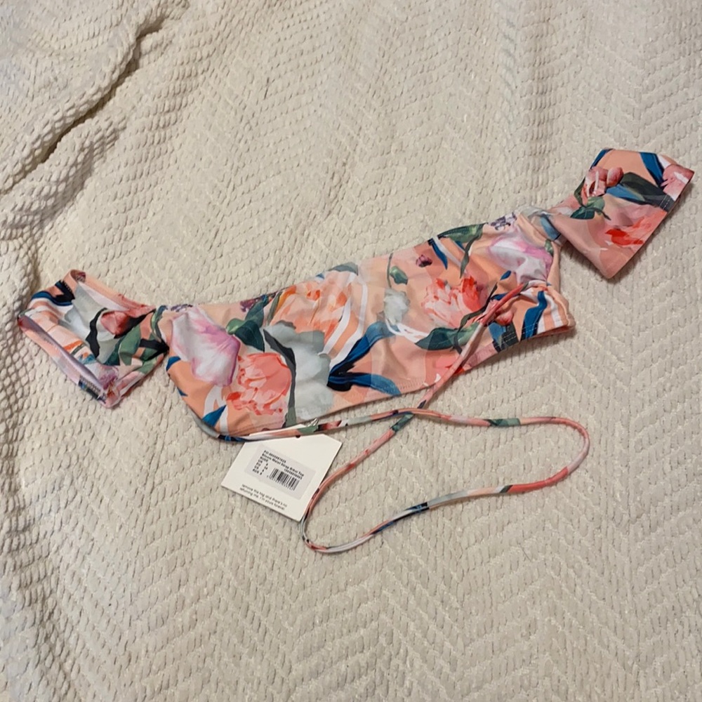 Missguided bikini top